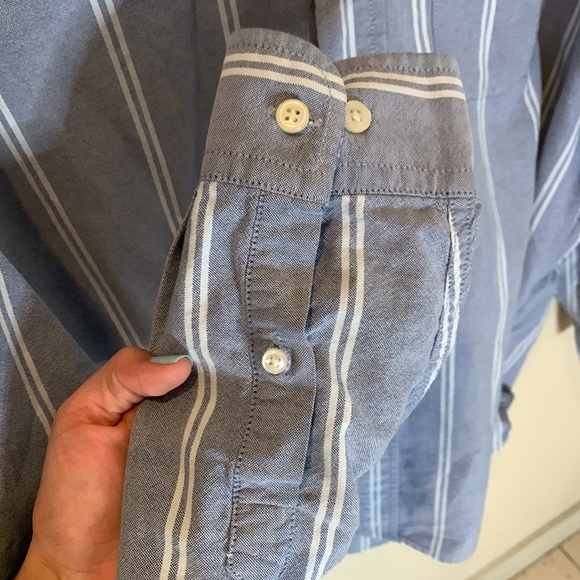 EUC Eddie Bauer Casual Button Down Long Sleeve - Picture 5 of 10